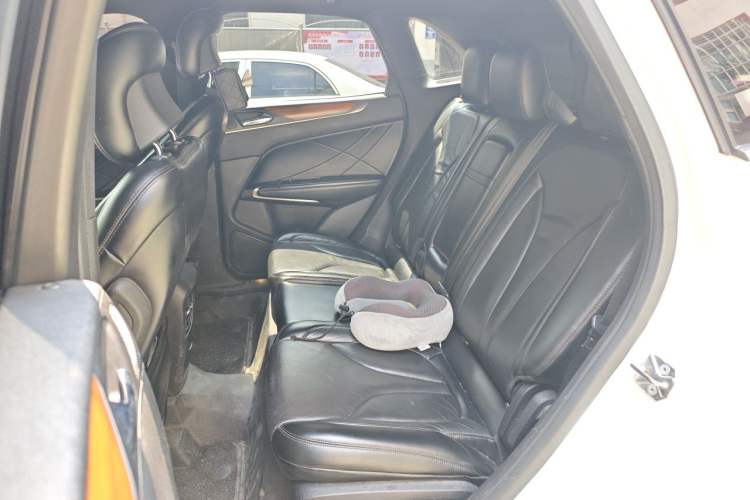 Used Lincoln MKC 2014 2.0T Four-Wheel Drive Luxury Edition Left Rear Seat