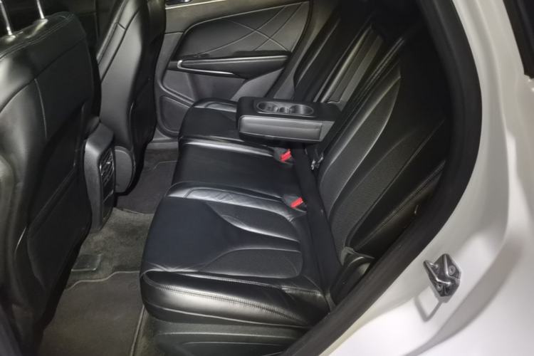 Used Lincoln MKC 2014 2.0T Two-Wheel Drive Deluxe Edition Left Rear Seat