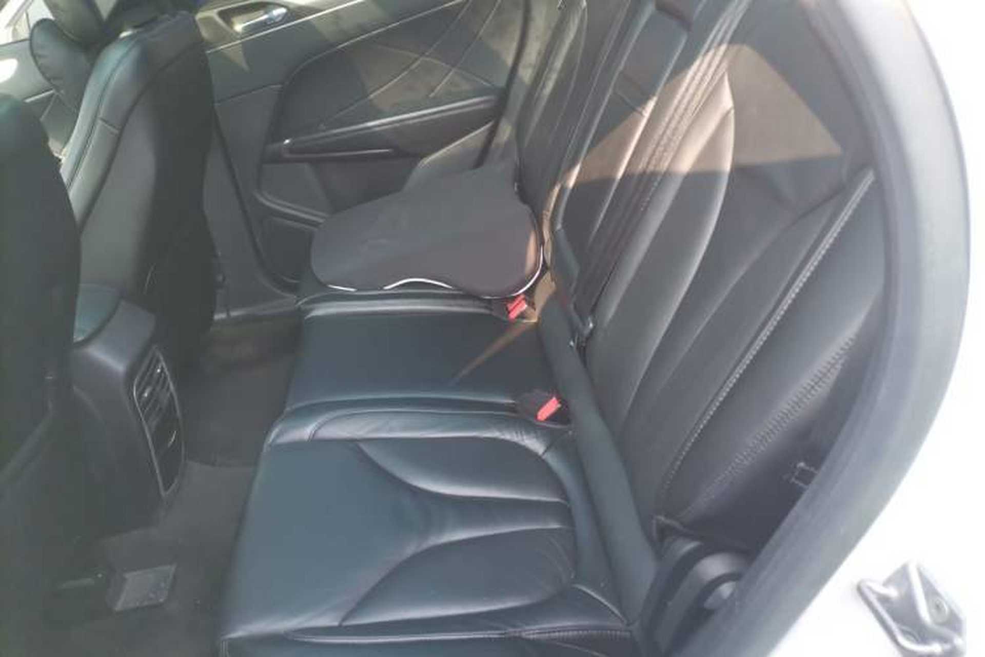 Used Lincoln MKC 2014 2.0T Two-Wheel Drive Deluxe Edition Left Rear Seat