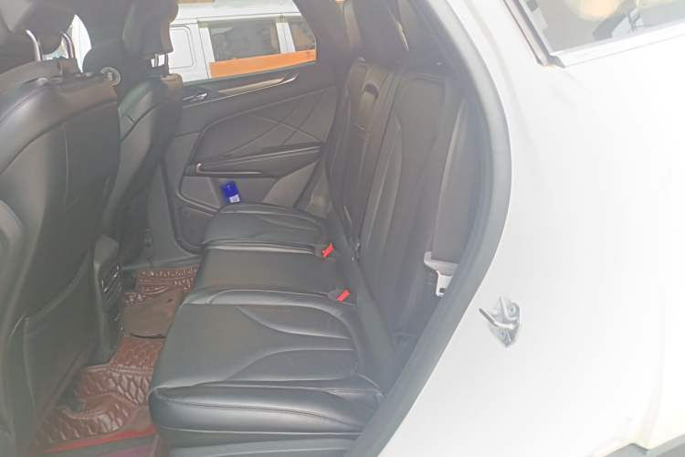 Used Lincoln MKC 2014 2.0T Four-Wheel Drive Luxury Edition Left Rear Seat