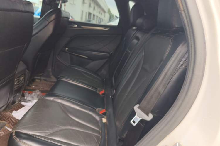 Used Lincoln MKC 2014 2.0T Four-Wheel Drive Luxury Edition Left Rear Seat