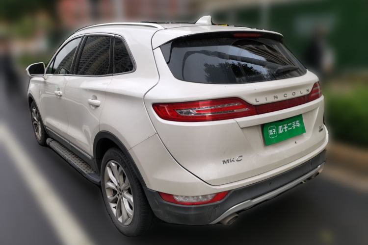 Used Lincoln MKC 2014 2.0T Two-Wheel-Drive Luxury Edition Rear Left 45 Deg