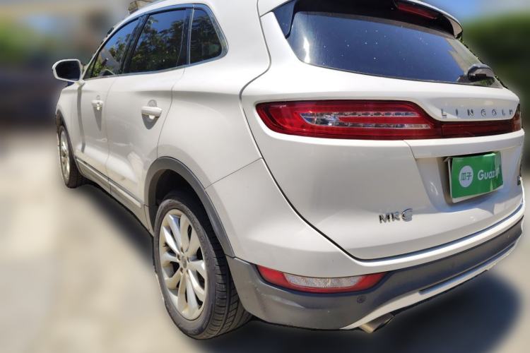 Used Lincoln MKC 2014 2.0T Two-Wheel-Drive Luxury Edition Rear Left 45 Deg