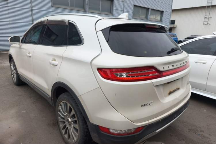 Used Lincoln MKC 2014 2.0T Four-Wheel Drive Luxury Edition Rear Left 45 Deg