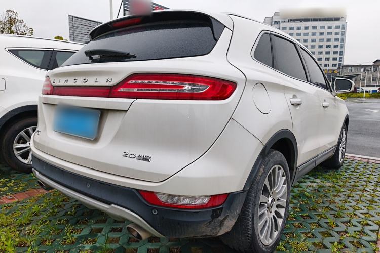 Used Lincoln MKC 2014 2.0T Four-Wheel Drive Luxury Edition Rear Right 45 Deg
