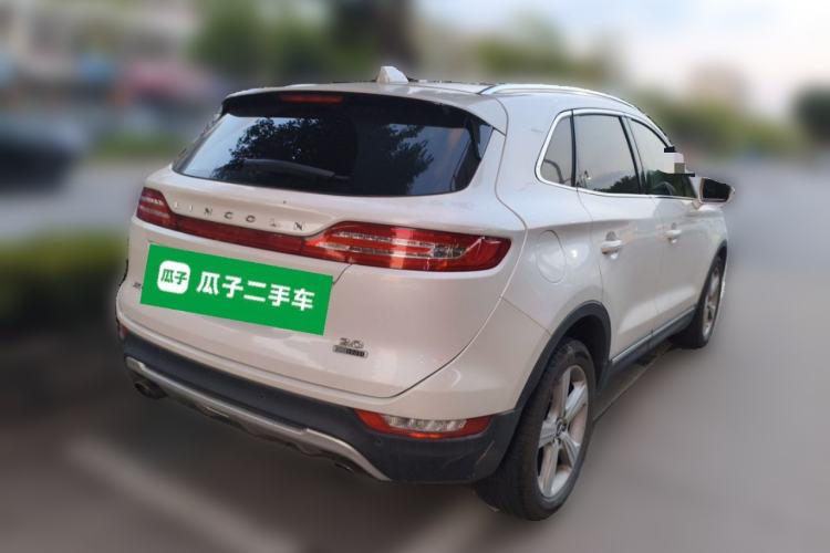 Used Lincoln MKC 2014 2.0T Two-Wheel Drive Deluxe Edition Rear Right 45 Deg