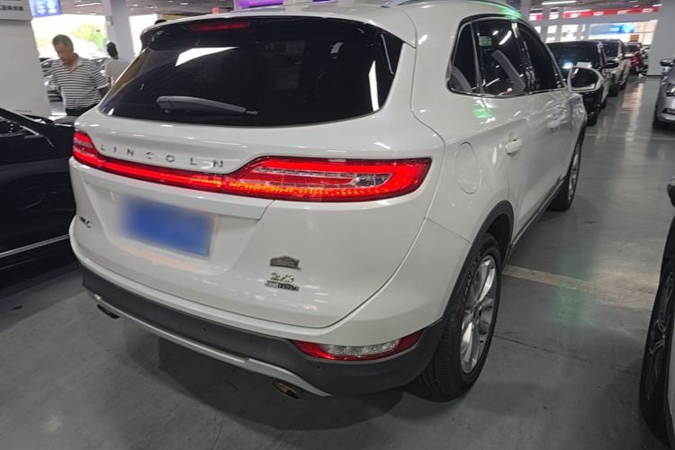 Used Lincoln MKC 2014 2.0T Two-Wheel-Drive Luxury Edition Rear Right 45 Deg