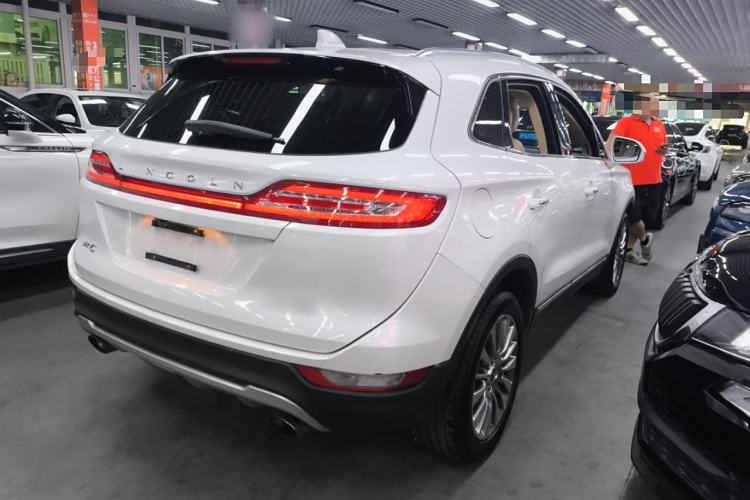 Used Lincoln MKC 2014 2.0T Four-Wheel Drive Luxury Edition Rear Right 45 Deg