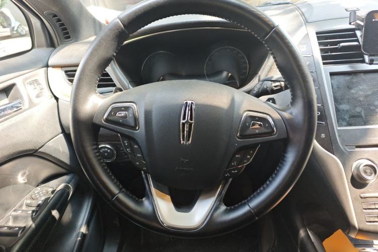 Used Lincoln MKC 2014 2.0T Four-Wheel Drive Luxury Edition Steering Wheel