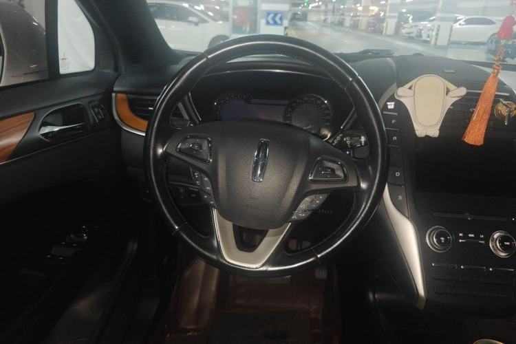 Used Lincoln MKC 2014 2.0T Four-Wheel Drive Luxury Edition Steering Wheel