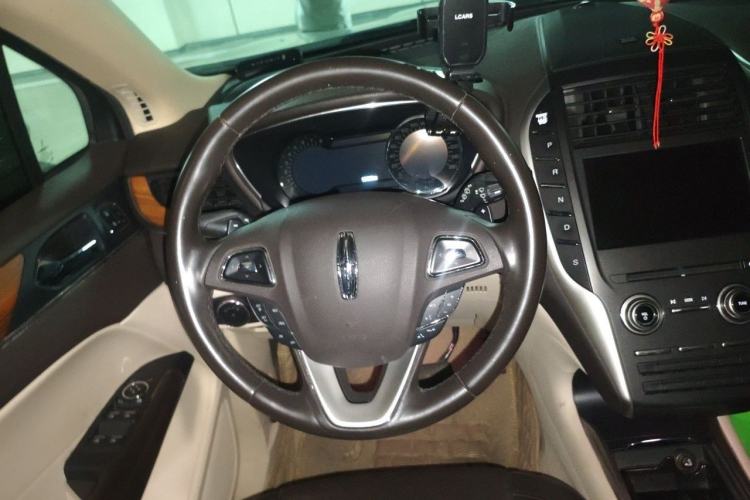 Used Lincoln MKC 2014 2.0T Four-Wheel Drive Luxury Edition Steering Wheel