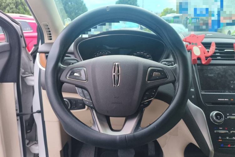 Used Lincoln MKC 2014 2.0T Four-Wheel Drive Luxury Edition Steering Wheel