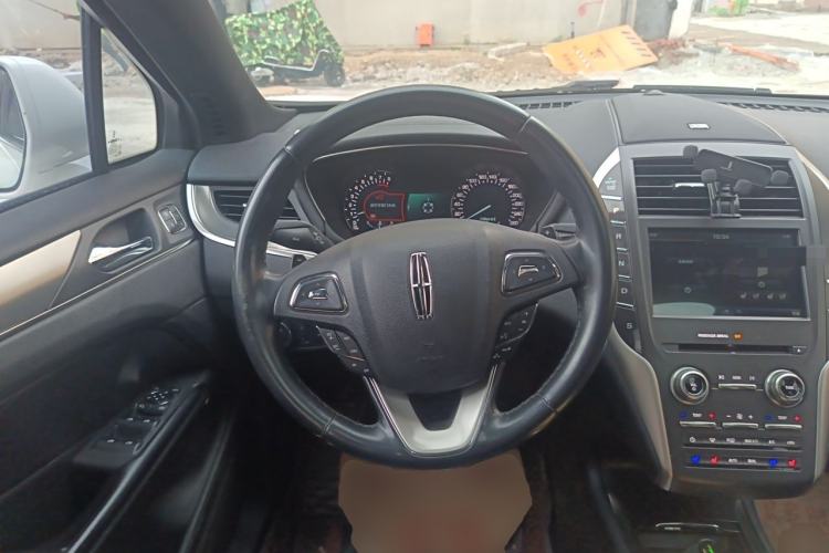 Used Lincoln MKC 2014 2.0T Four-Wheel Drive Luxury Edition Steering Wheel