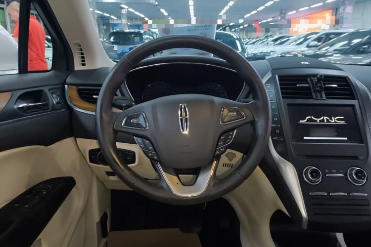 Used Lincoln MKC 2014 2.0T Four-Wheel Drive Luxury Edition Steering Wheel
