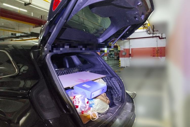 Used Lincoln MKC 2014 2.0T Two-Wheel Drive Deluxe Edition Trunk