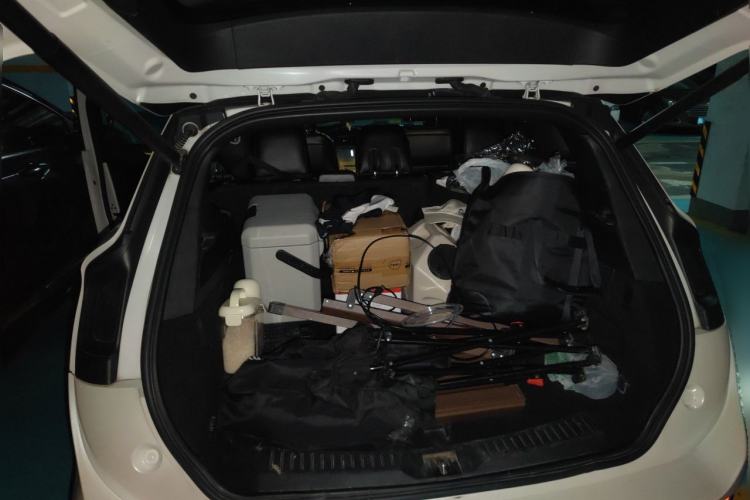 Used Lincoln MKC 2014 2.0T Two-Wheel Drive Deluxe Edition Trunk