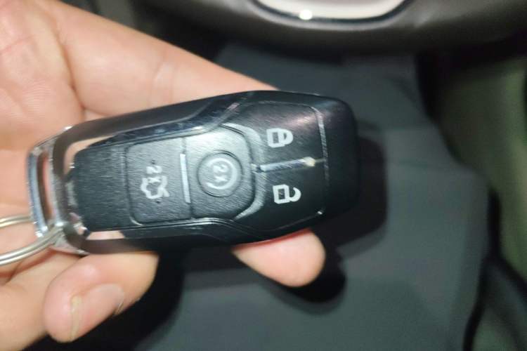 Used Lincoln MKC 2014 2.0T Four-Wheel Drive Prestige Edition Vehicle Key