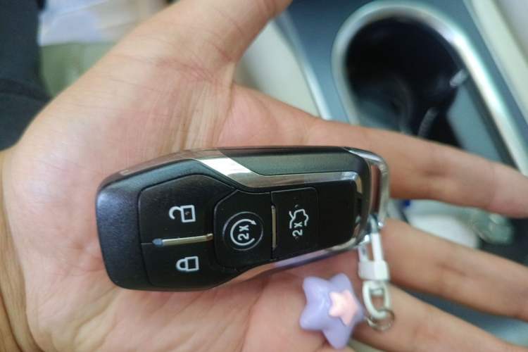 Used Lincoln MKC 2014 2.0T Four-Wheel Drive Luxury Edition Vehicle Key