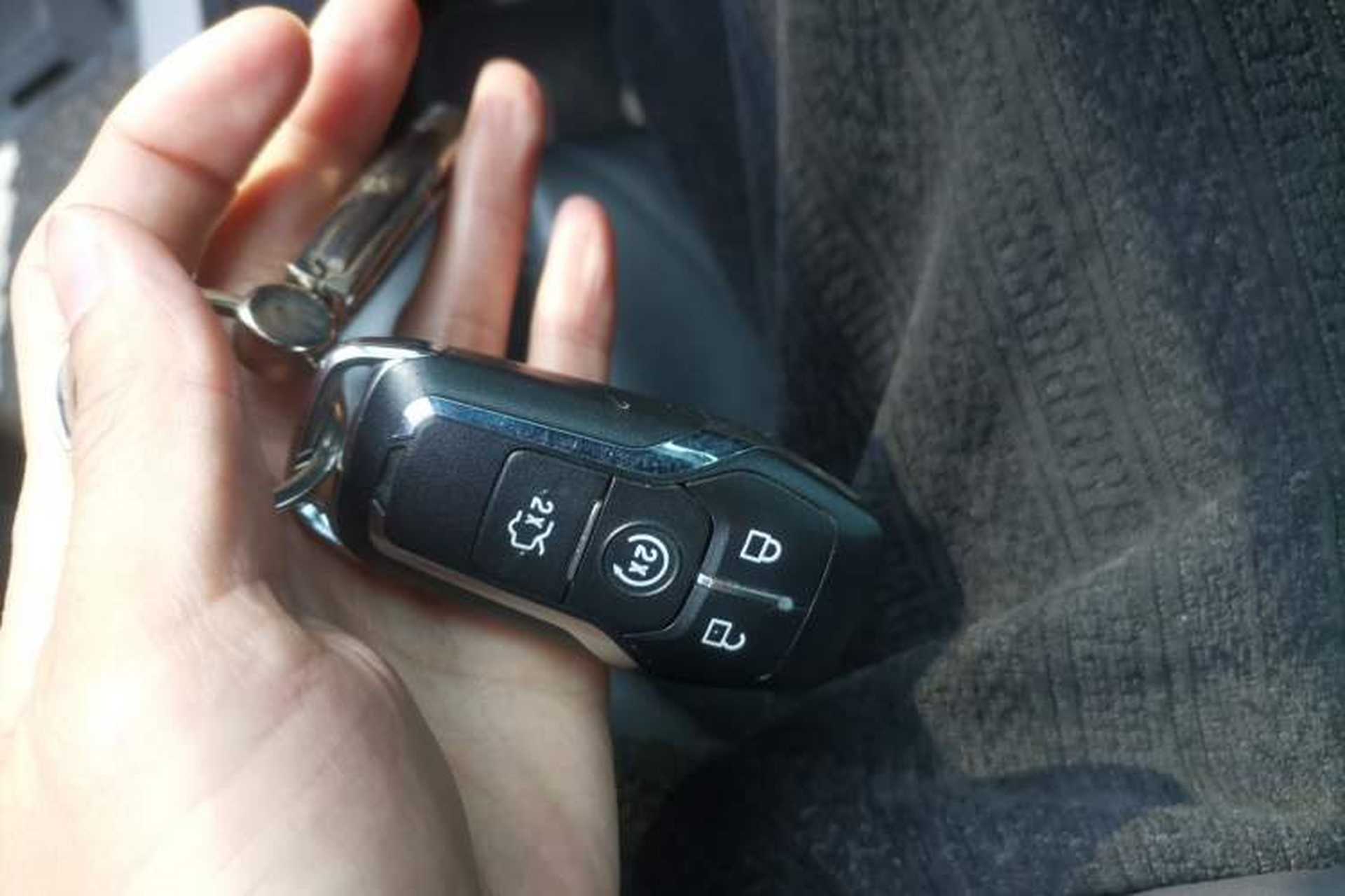 Used Lincoln MKC 2014 2.0T Two-Wheel Drive Deluxe Edition Vehicle Key