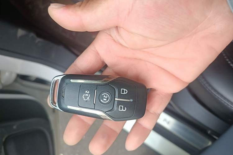 Used Lincoln MKC 2014 2.0T Four-Wheel Drive Luxury Edition Vehicle Key