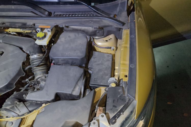 Used Lincoln MKC 2014 2.0T Four-Wheel Drive Luxury Edition Engine Bay Left