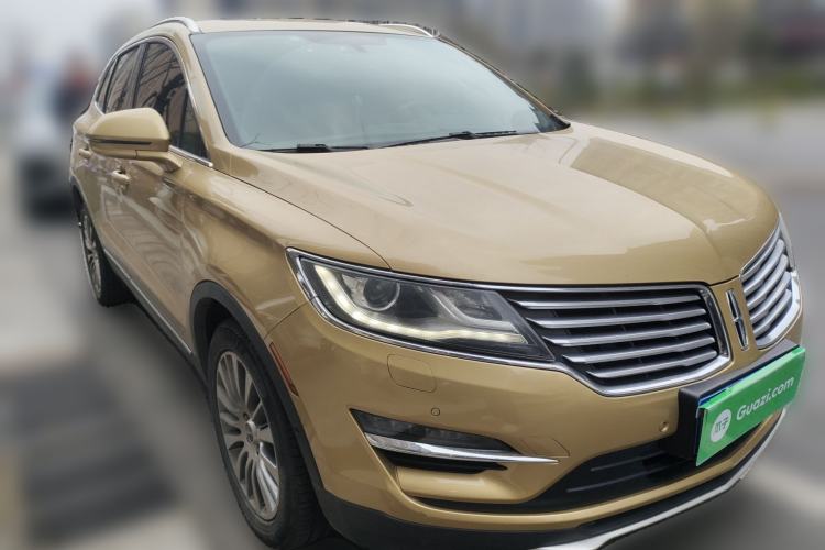 Used Lincoln MKC 2014 2.0T Four-Wheel Drive Luxury Edition Front Right 45 Deg