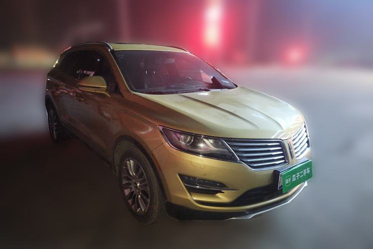 Used Lincoln MKC 2014 2.0T Four-Wheel Drive Luxury Edition Front Right 45 Deg