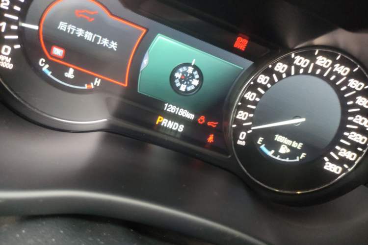 Used Lincoln MKC 2014 2.0T Four-Wheel Drive Luxury Edition Odometer Close Up