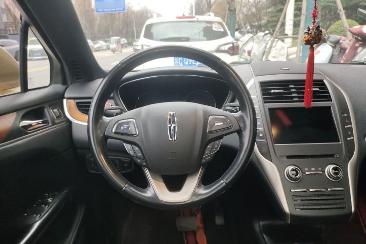 Used Lincoln MKC 2014 2.0T Four-Wheel Drive Luxury Edition Steering Wheel