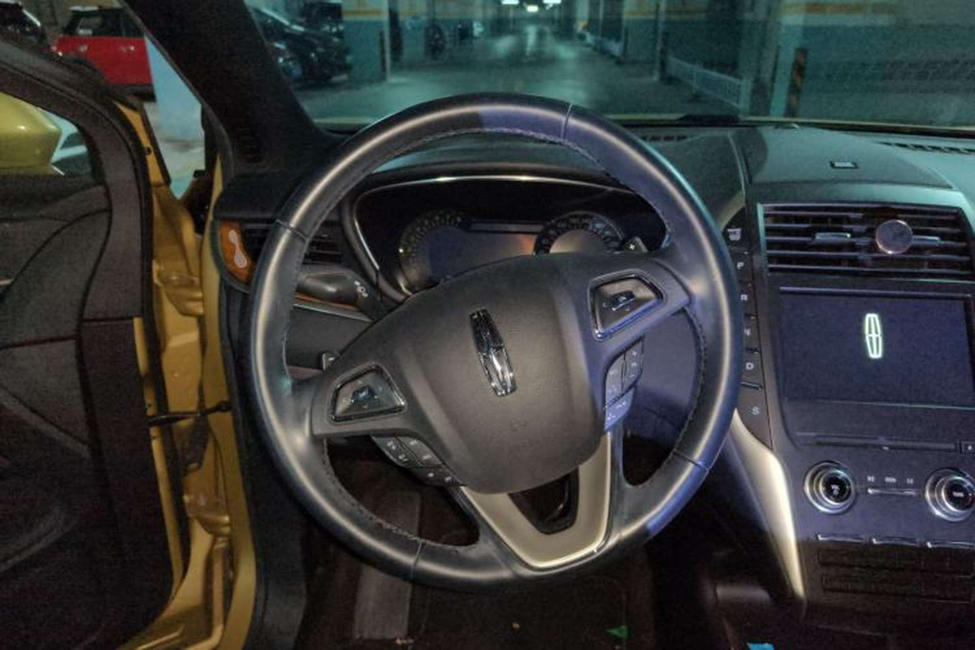 Used Lincoln MKC 2014 2.0T Four-Wheel Drive Luxury Edition Steering Wheel
