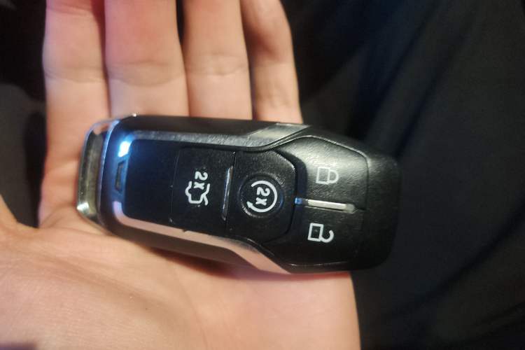 Used Lincoln MKC 2014 2.0T Four-Wheel Drive Luxury Edition Vehicle Key