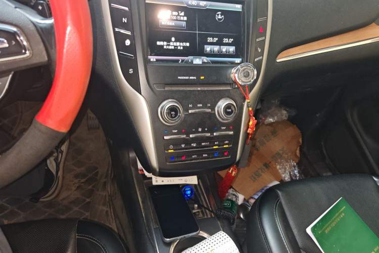Used Lincoln MKC 2016 2.0T Two-Wheel Drive Luxury Edition Audio And AC Panel