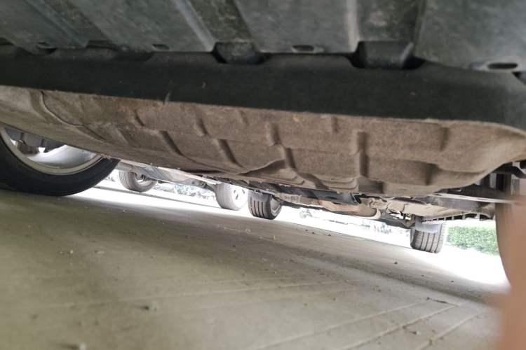 Used Lincoln MKC 2016 2.0T Two-Wheel Drive Deluxe Edition Chassis Front
