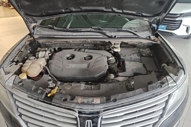 Used Lincoln MKC 2016 2.0T Two-Wheel Drive Luxury Edition Engine Bay