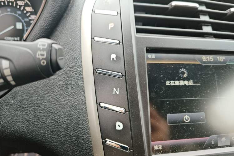 Used Lincoln MKC 2016 2.0T Two-Wheel Drive Deluxe Edition Gear Lever