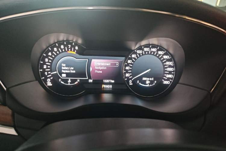 Used Lincoln MKC 2016 2.0T Two-Wheel Drive Luxury Edition Instrument Cluster