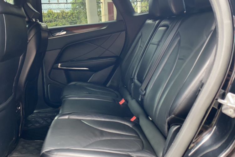 Used Lincoln MKC 2016 2.0T Two-Wheel Drive Luxury Edition Interior 1