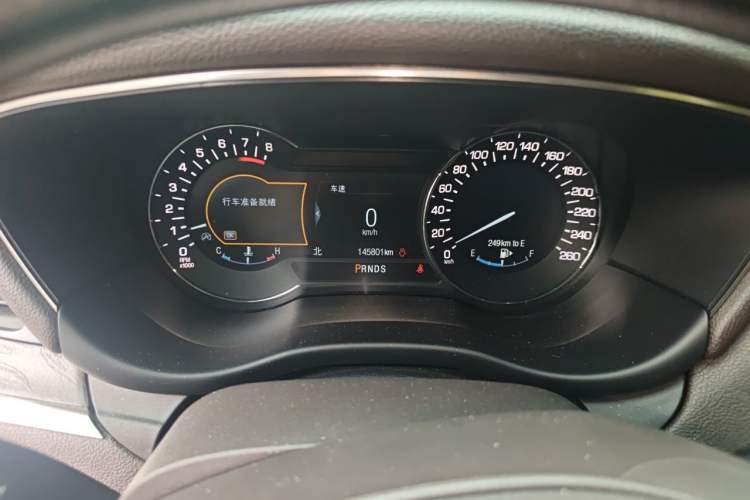 Used Lincoln MKC 2016 2.0T Four-Wheel Drive Luxury Edition Odometer Close Up
