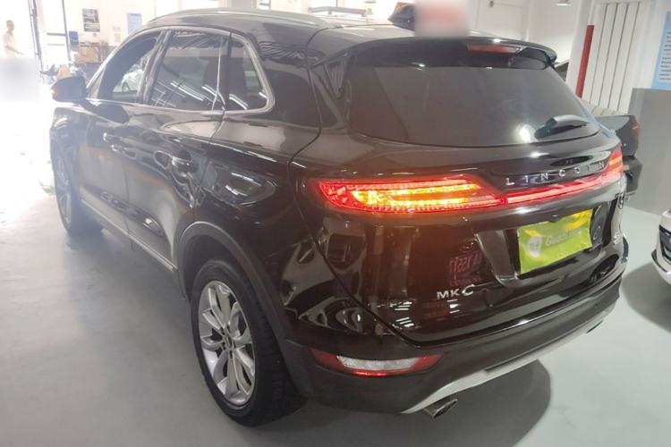 Used Lincoln MKC 2016 2.0T Two-Wheel Drive Luxury Edition Rear Left 45 Deg