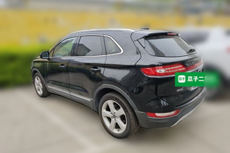 Used Lincoln MKC 2016 2.0T Two-Wheel Drive Deluxe Edition Rear Left 45 Deg