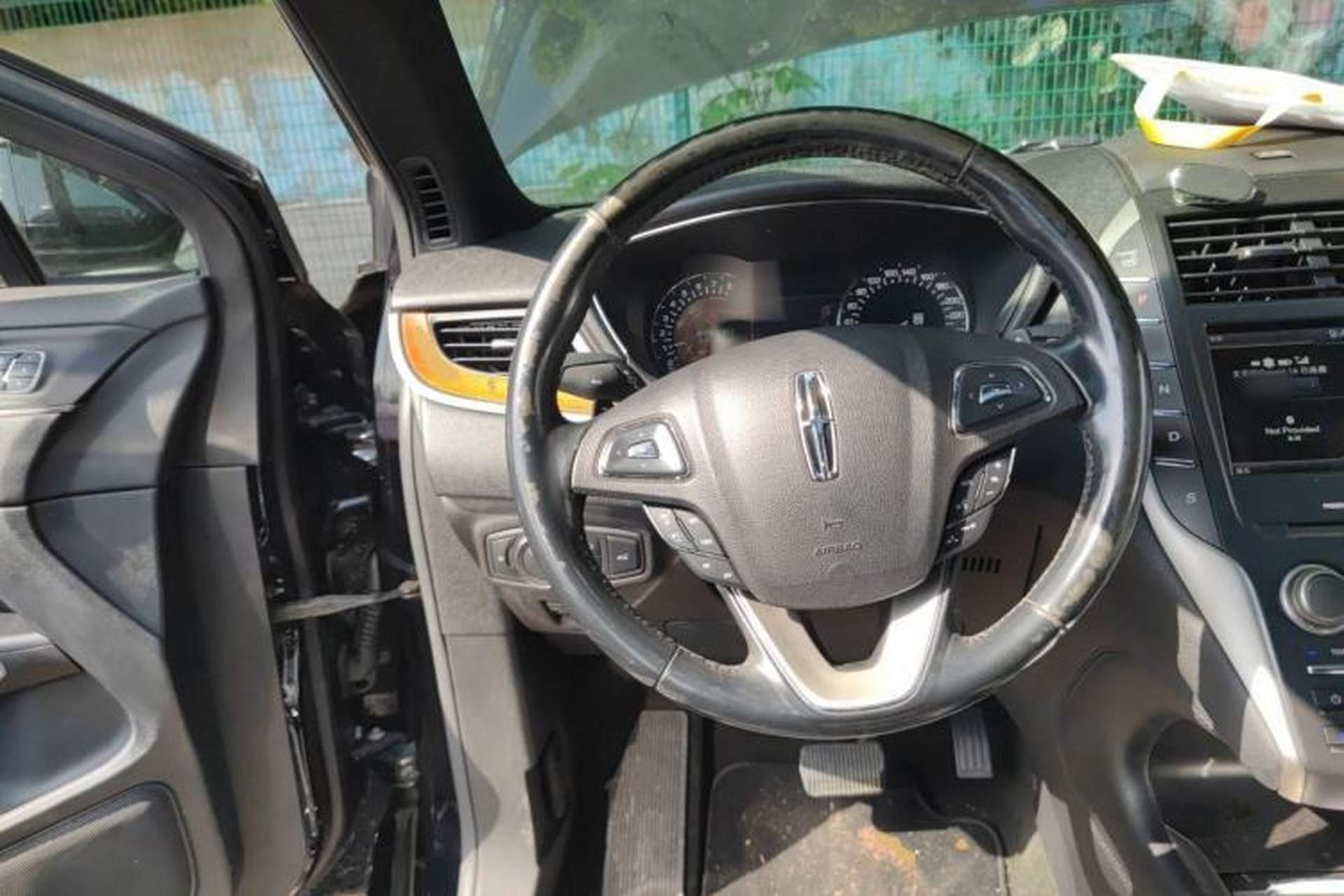 Used Lincoln MKC 2016 2.0T Four-Wheel Drive Luxury Edition Steering Wheel