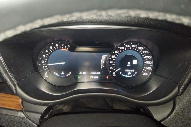 Used Lincoln MKC 2016 2.0T Four-Wheel Drive Prestige Edition Instrument Cluster