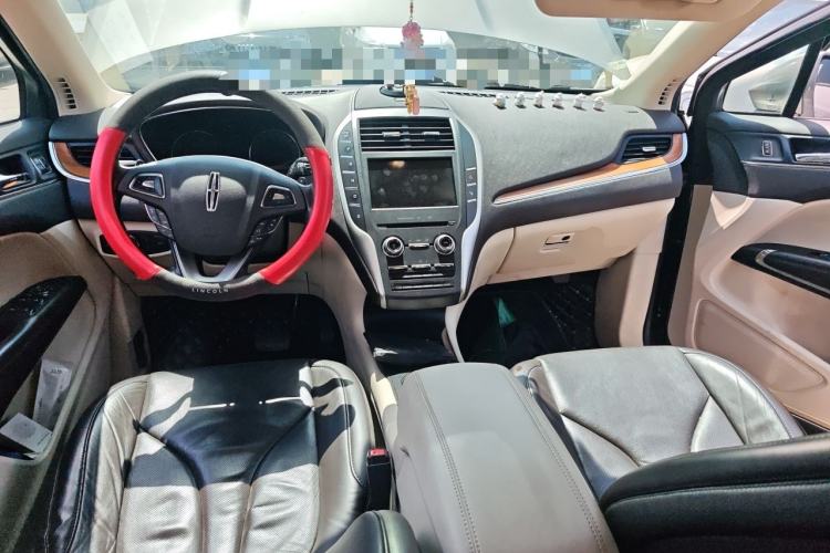Used Lincoln MKC 2016 2.0T Two-Wheel Drive Luxury Edition Center Console