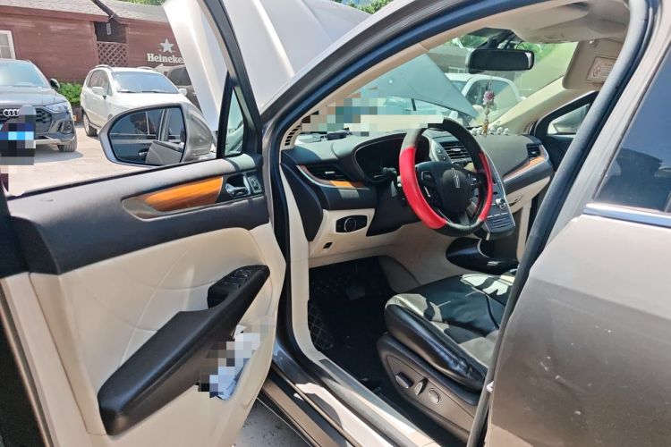 Used Lincoln MKC 2016 2.0T Two-Wheel Drive Luxury Edition Driver Seat
