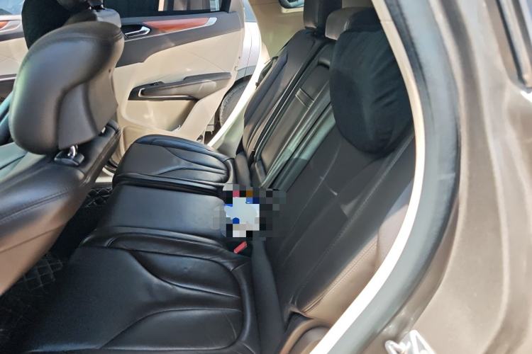 Used Lincoln MKC 2016 2.0T Two-Wheel Drive Luxury Edition Left Rear Seat