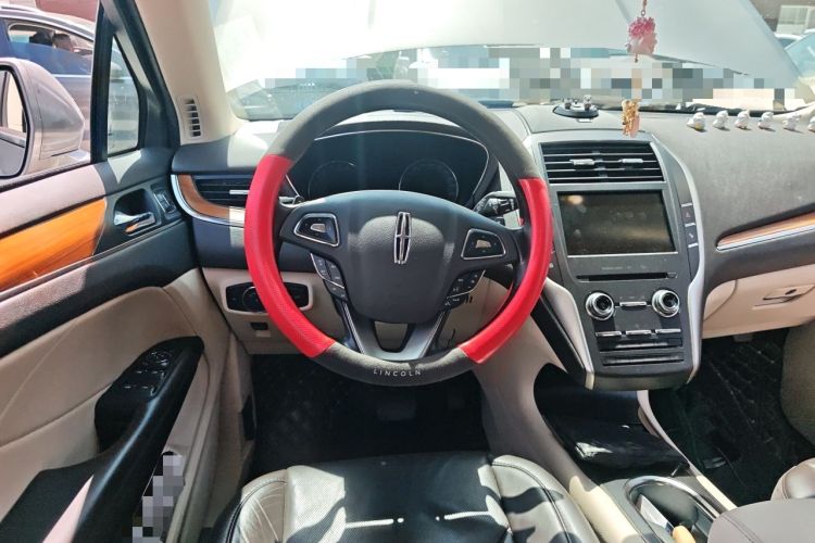 Used Lincoln MKC 2016 2.0T Two-Wheel Drive Luxury Edition Steering Wheel