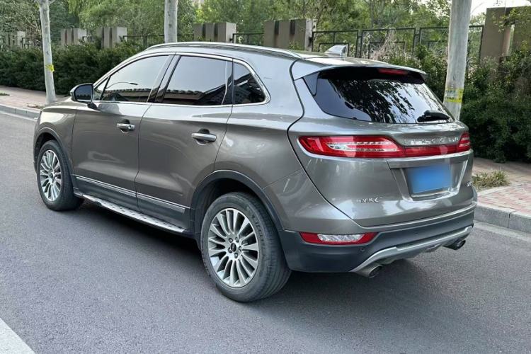 Used Lincoln MKC 2016 2.0T Four-Wheel Drive Luxury Edition Exterior 3