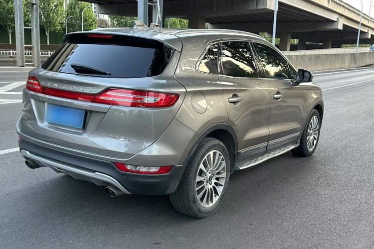 Used Lincoln MKC 2016 2.0T Four-Wheel Drive Luxury Edition Exterior 5