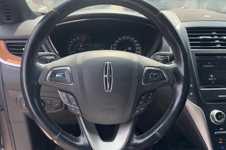Used Lincoln MKC 2016 2.0T Four-Wheel Drive Luxury Edition Steering Wheel
