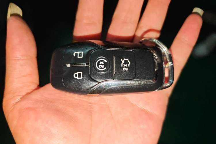 Used Lincoln MKC 2016 2.0T Two-Wheel Drive Deluxe Edition Vehicle Key